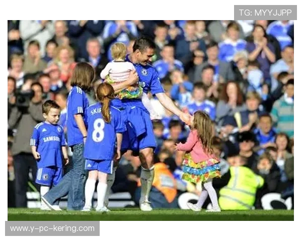 弗兰克·兰帕德的传奇足球生涯与战术智慧解析