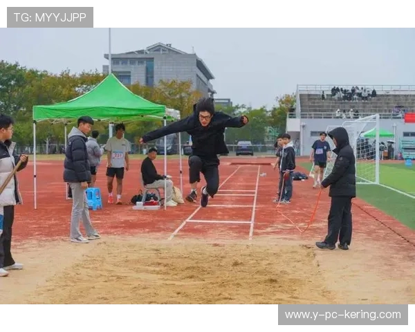 聚焦国际体育赛事激战全景呈现竞技精神绽放震撼高燃瞬间盛况